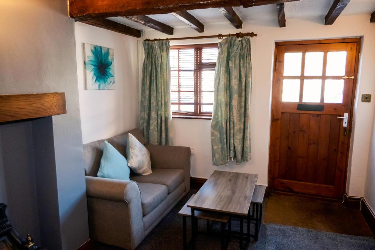Agniti Cottage دربي المظهر الخارجي الصورة
